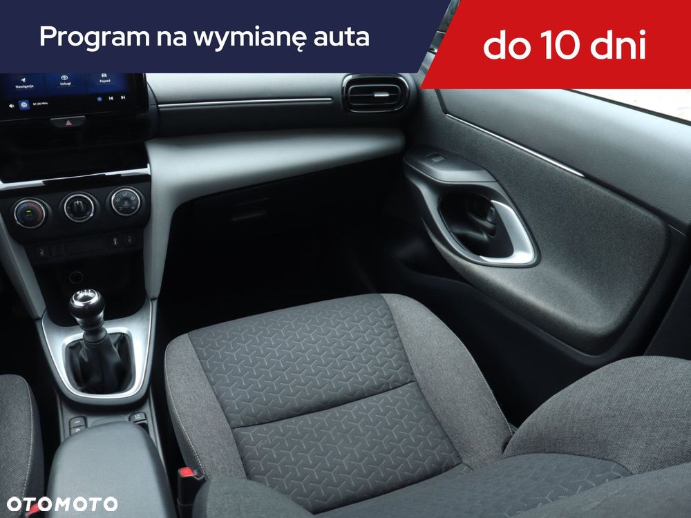 Toyota Yaris Cross - 10