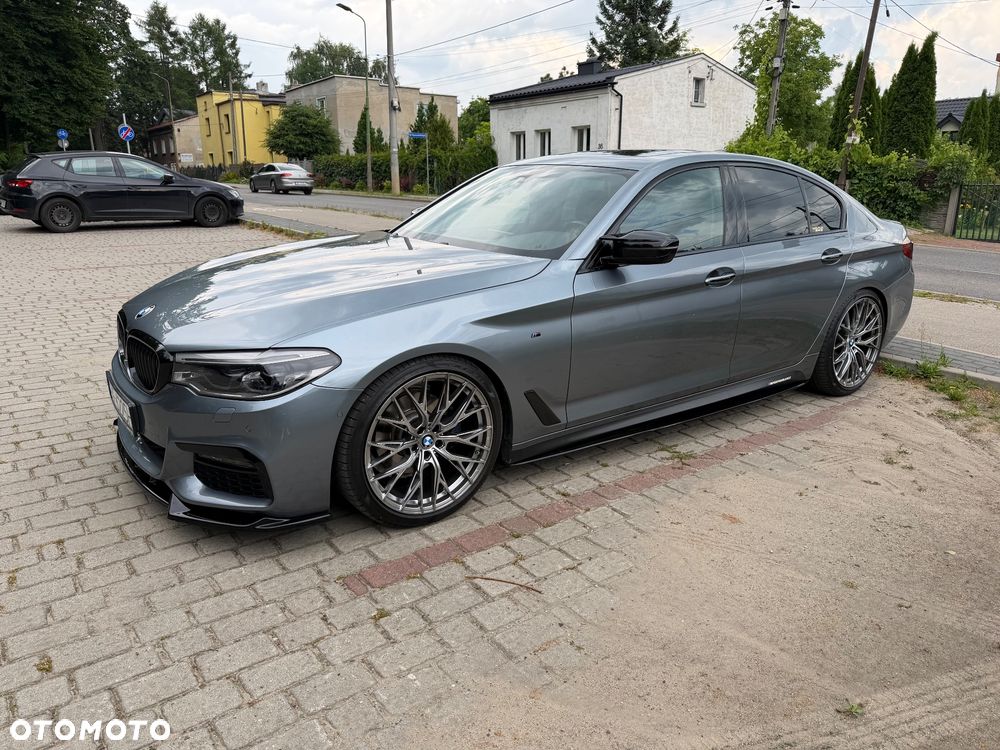 BMW Seria 5 520d M Sport - 14