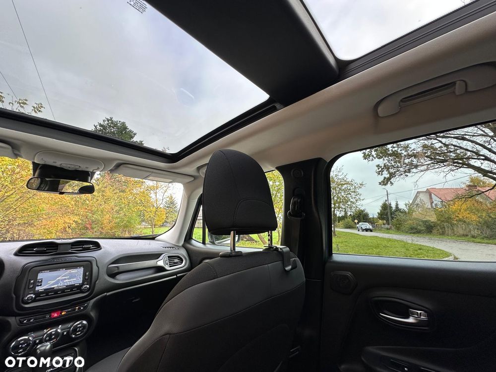 Jeep Renegade - 26