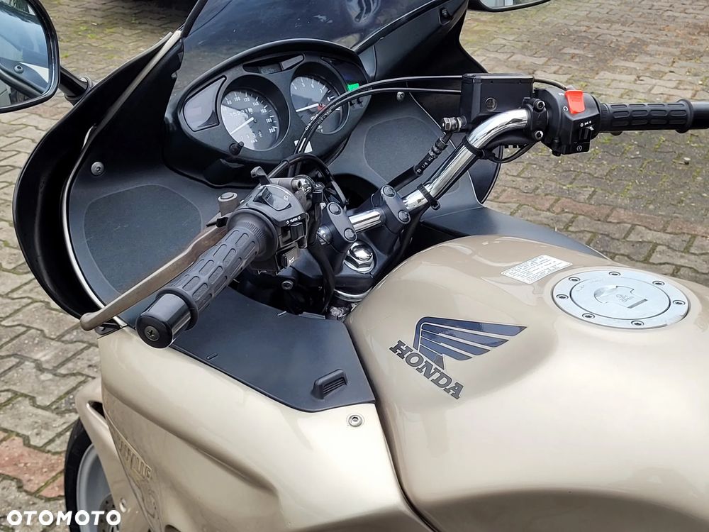 Honda Deauville - 25