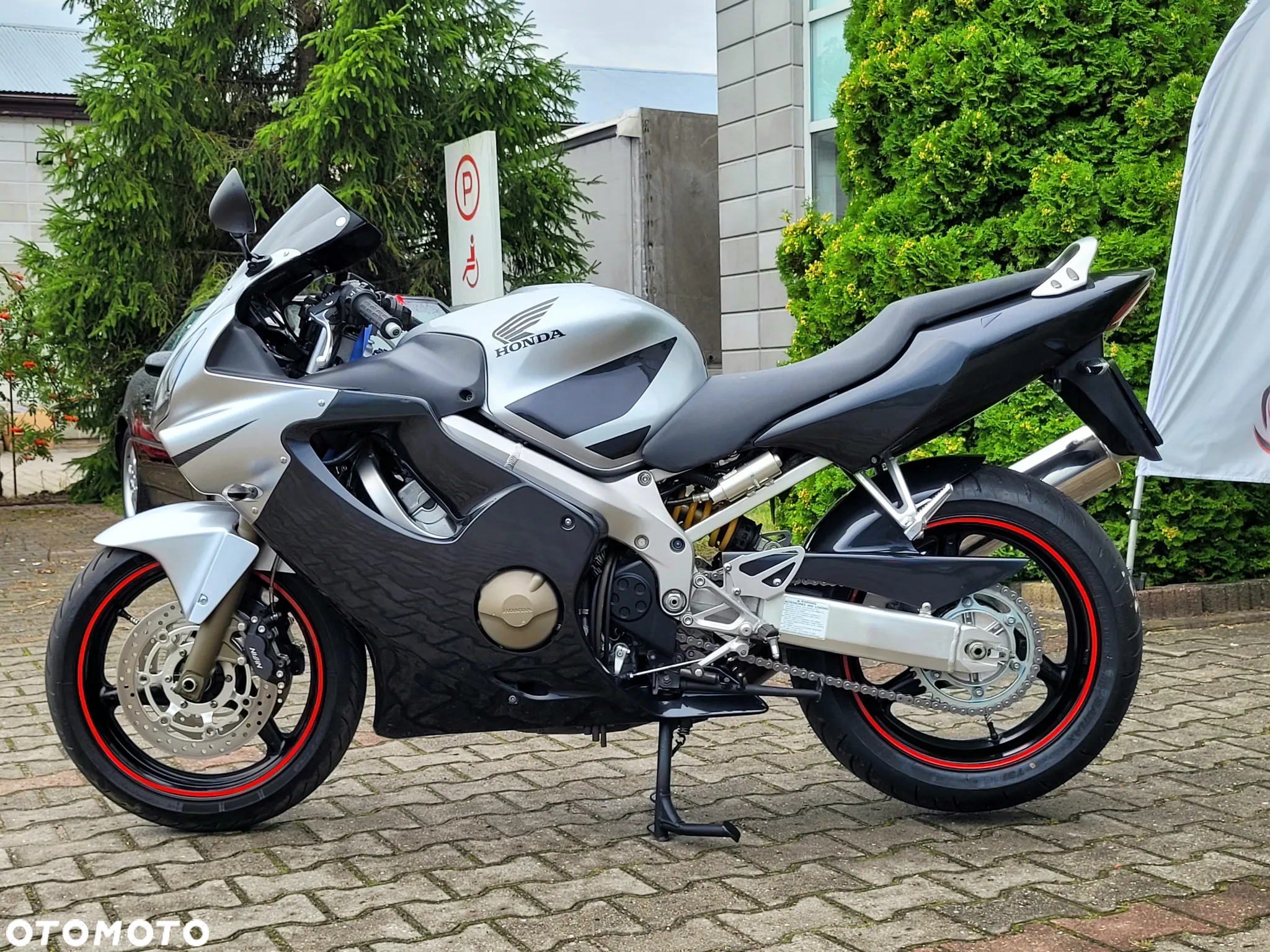 Honda CBR - 9