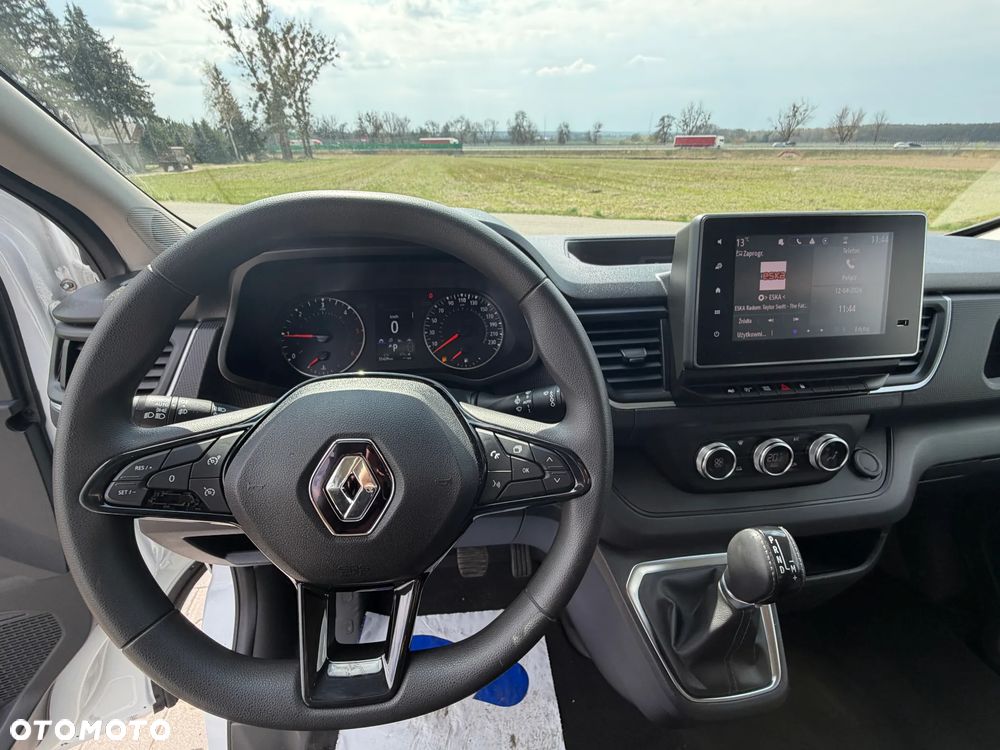 Renault TRAFIC - 10