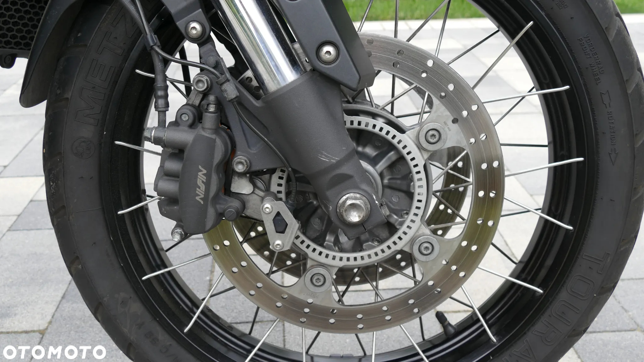 Honda VFR - 9