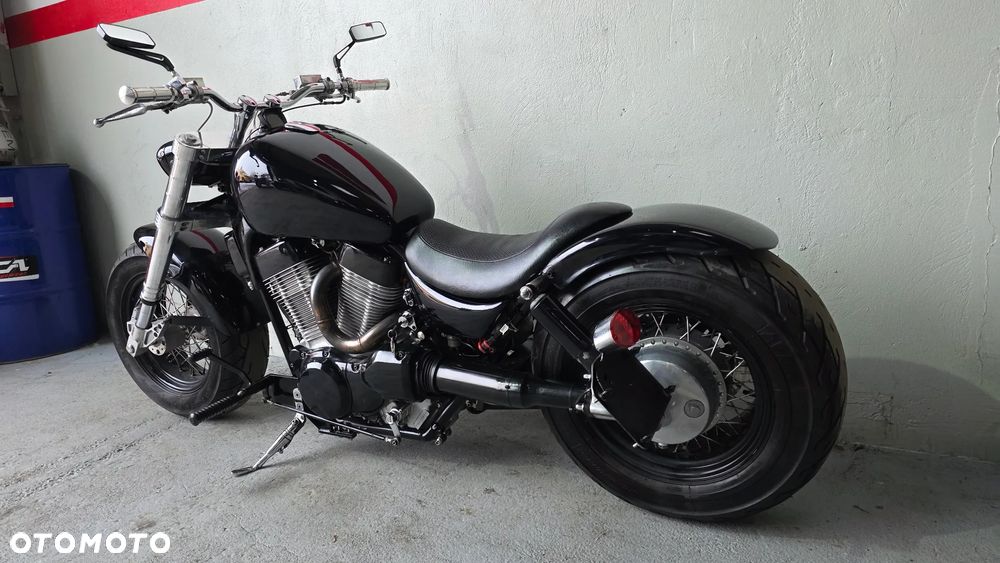 Suzuki Intruder - 17