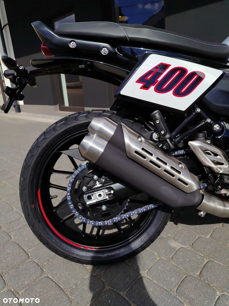 Triumph Inny - 6