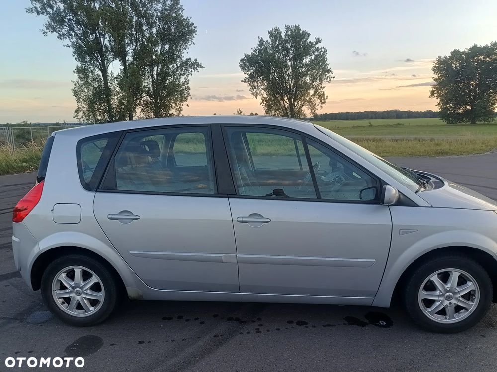 Renault Scenic - 3
