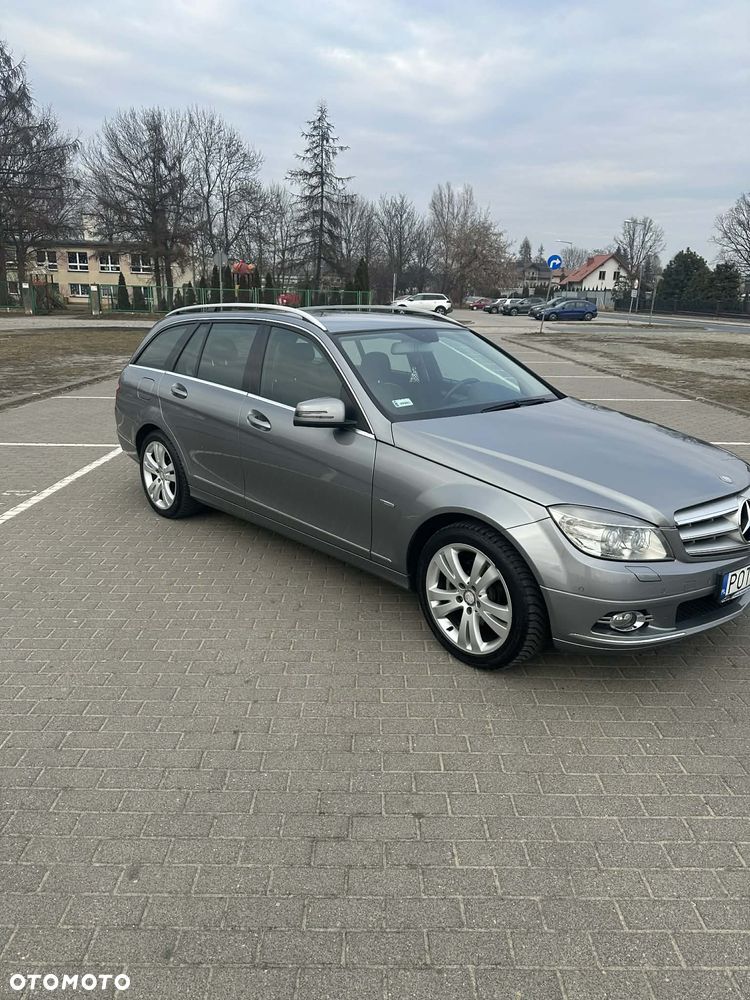 Mercedes-Benz Klasa C 200 CGI Automatik BlueEFFICIENCY Avantgarde - 3