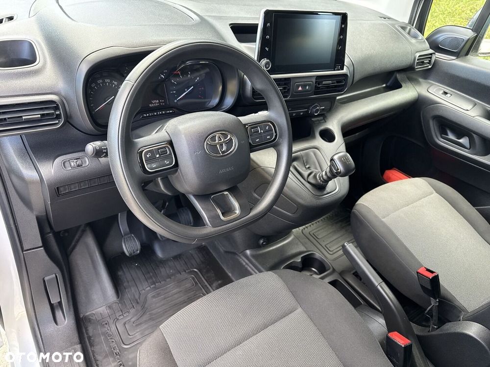 Toyota PROACE CITY - 21
