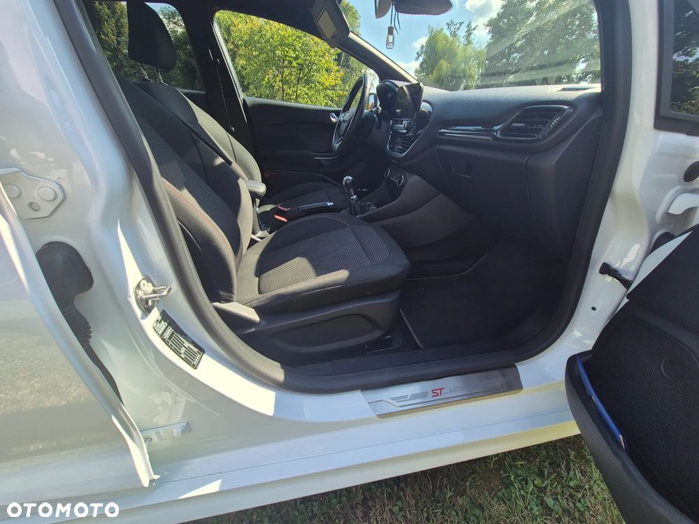 Ford Fiesta 1.0 EcoBoost S&S ST-LINE - 12