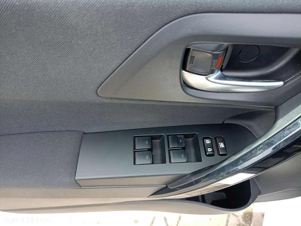 Toyota Auris Hybrid 135 Premium - 13