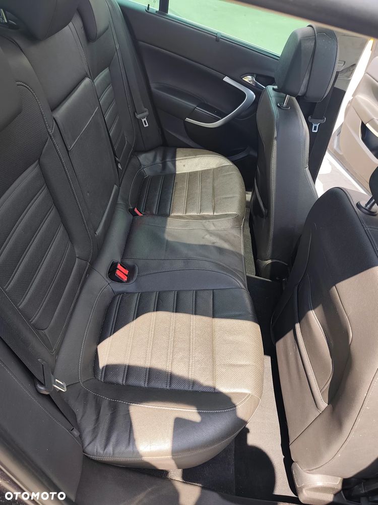 Opel Insignia 2.0 Turbo 4x4 Sport - 26