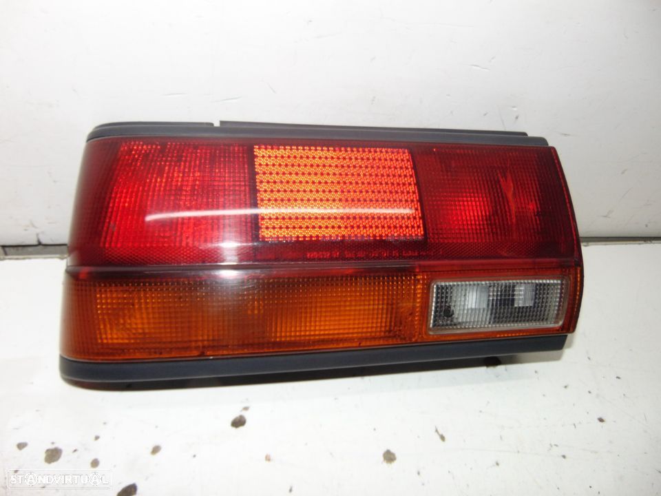 Nissan bluebird farolim - 1