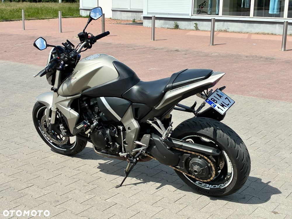Honda CB - 3