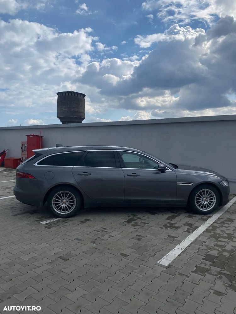 Jaguar XF 20d RWD E-Performance Prestige - 3