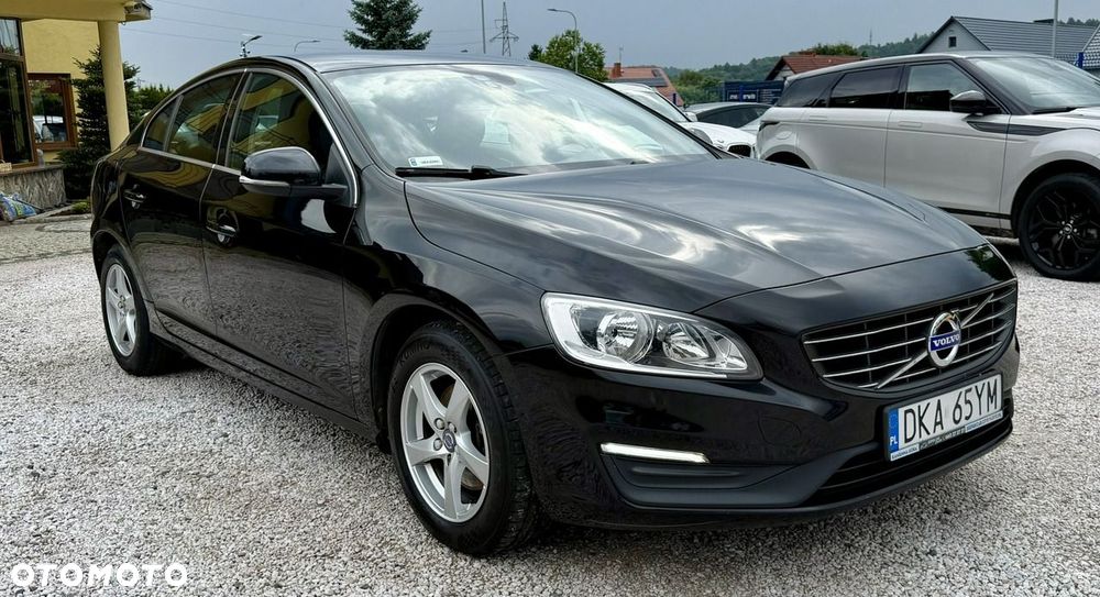 Volvo S60 D3 Drive-E Momentum - 3