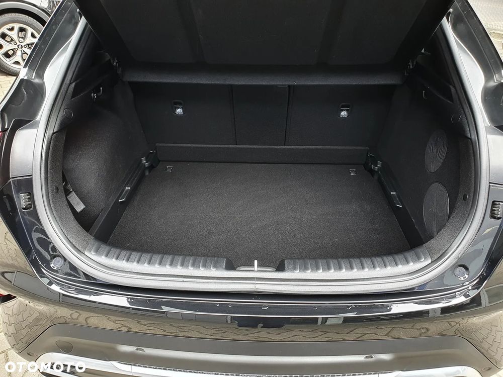 Kia XCeed 1.5 T-GDI Business Line DCT - 12