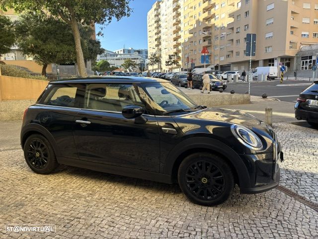 MINI 3 Portas Cooper E Classic S - 25