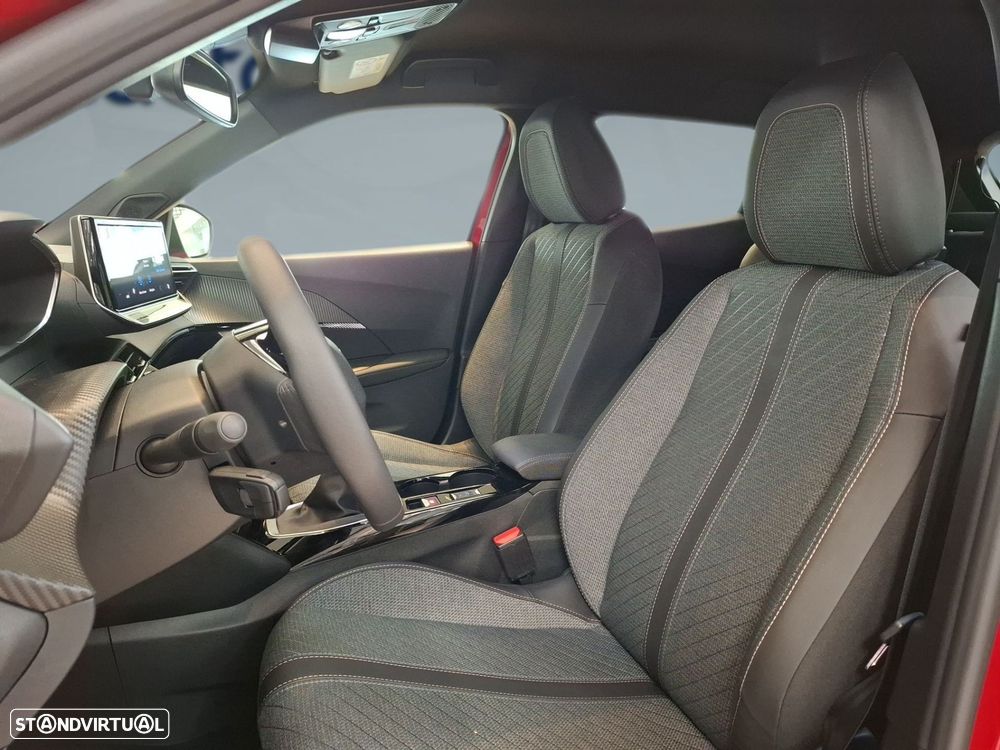 Peugeot 2008 1.2 PureTech Allure - 10