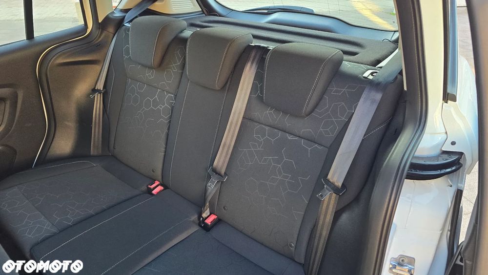Ford B-MAX - 24