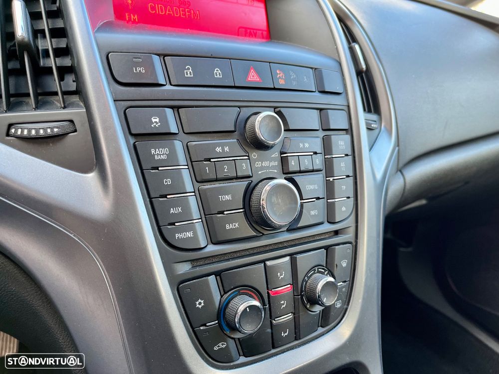 Opel Astra Sports Tourer 1.4 T Selection GPL - 37