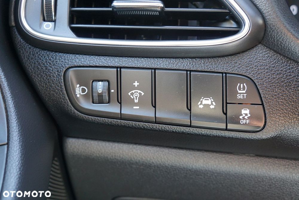 Hyundai i30 - 18