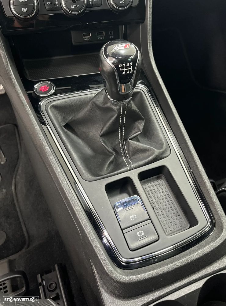 SEAT Leon 2.0 TSI S&S Cupra 300 - 12