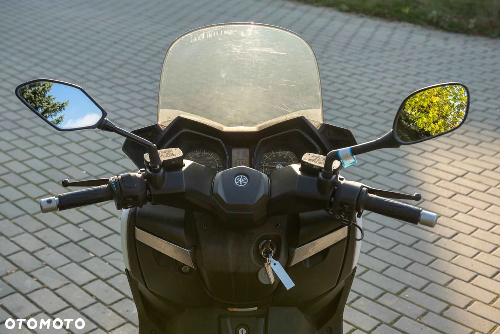 Yamaha X-max - 20