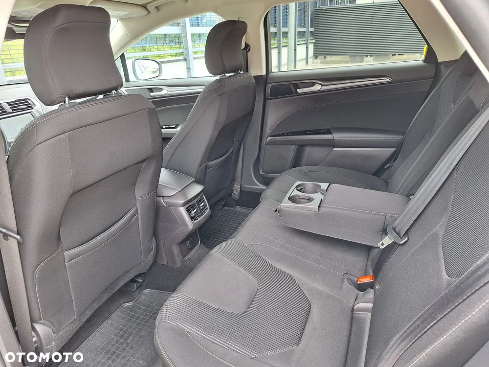 Ford Mondeo 2.0 EcoBlue Titanium - 21