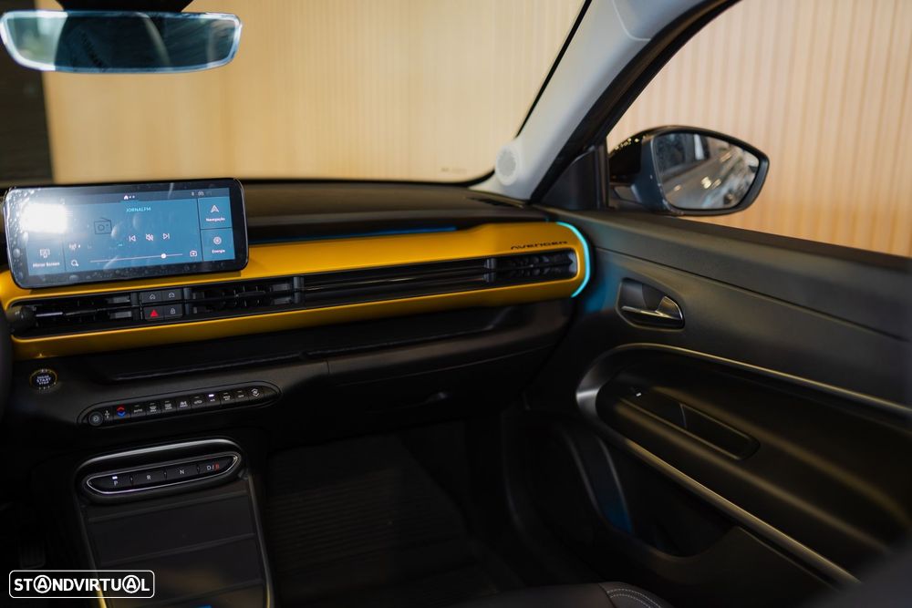 Jeep Avenger Summit - 28