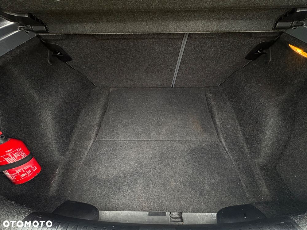 BMW Seria 1 120d - 21