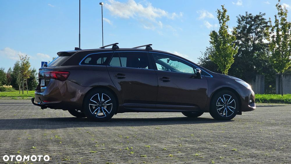 Toyota Avensis 2.0 D-4D Prestige - 9
