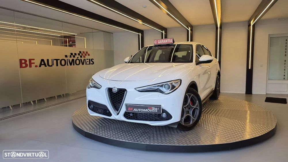 Alfa Romeo Stelvio 2.2 D Super AT8 - 13