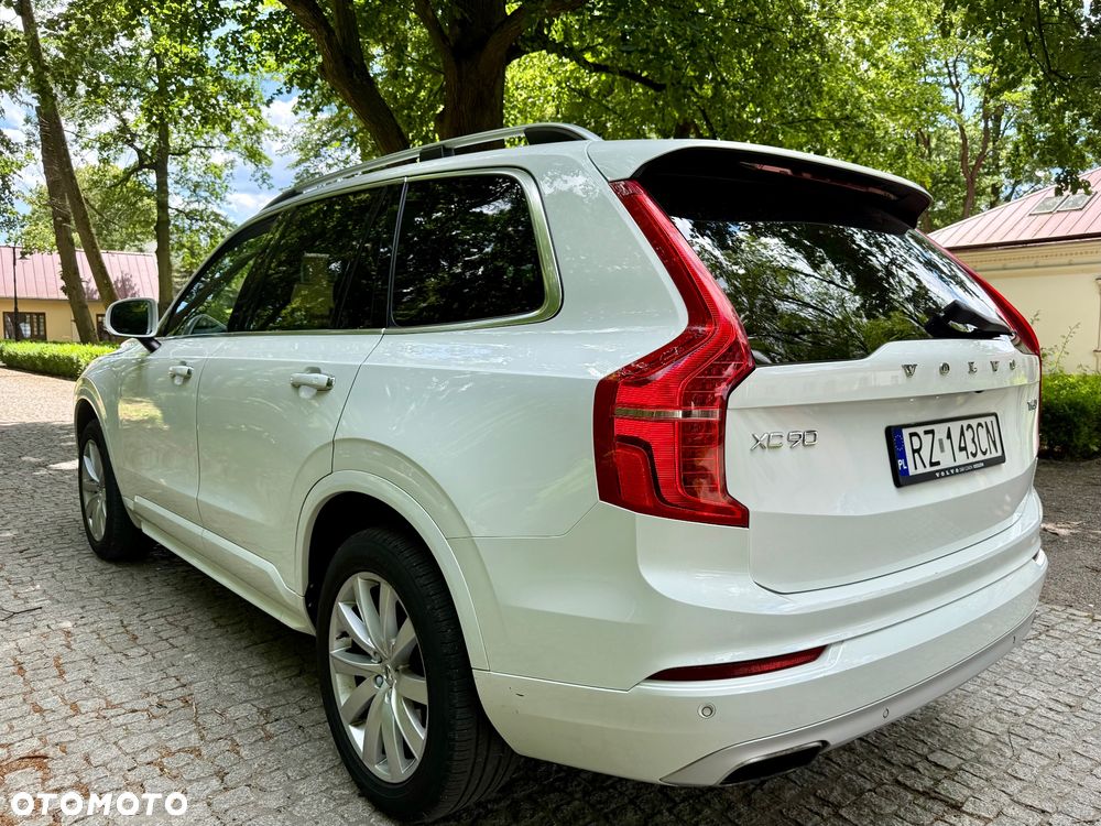 Volvo XC 90 T5 AWD Geartronic Momentum - 4