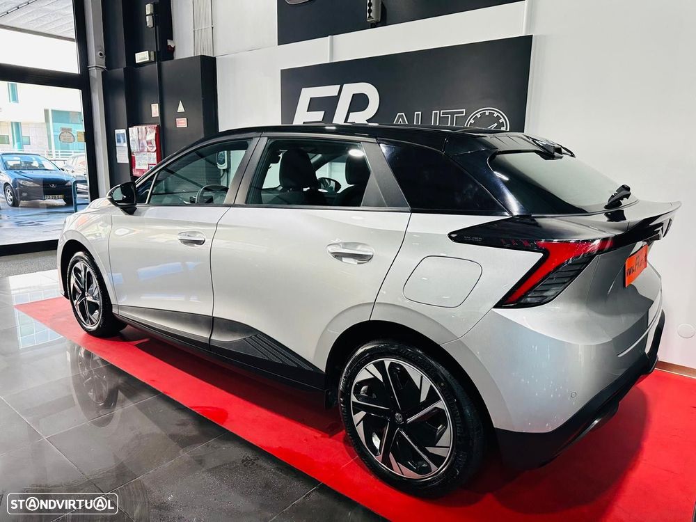 MG MG4 51 kWh Standard - 4