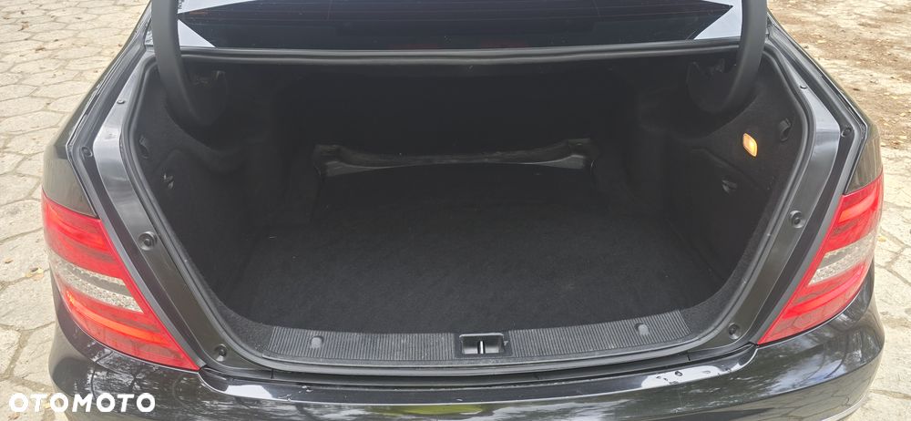 Mercedes-Benz Klasa C 250 (BlueTEC) d 7G-TRONIC - 12