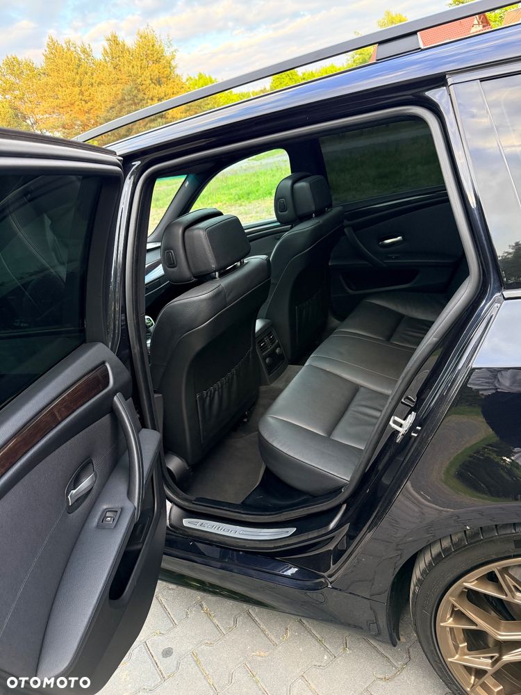 BMW Seria 5 525d Edition Exclusive - 13