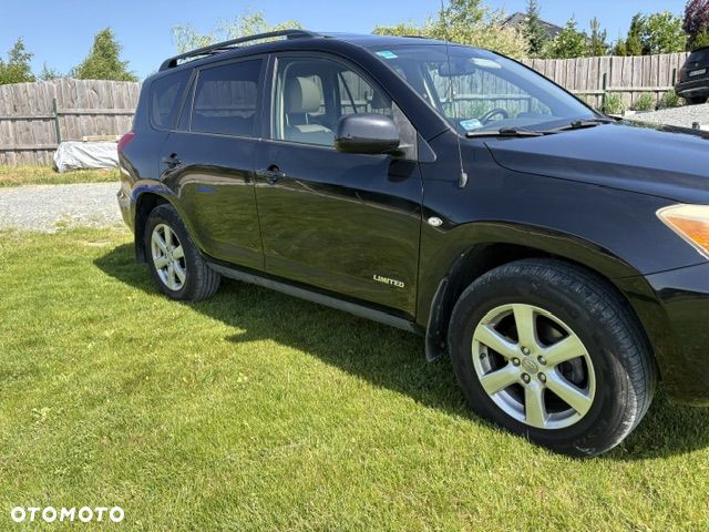 Toyota RAV4 - 28
