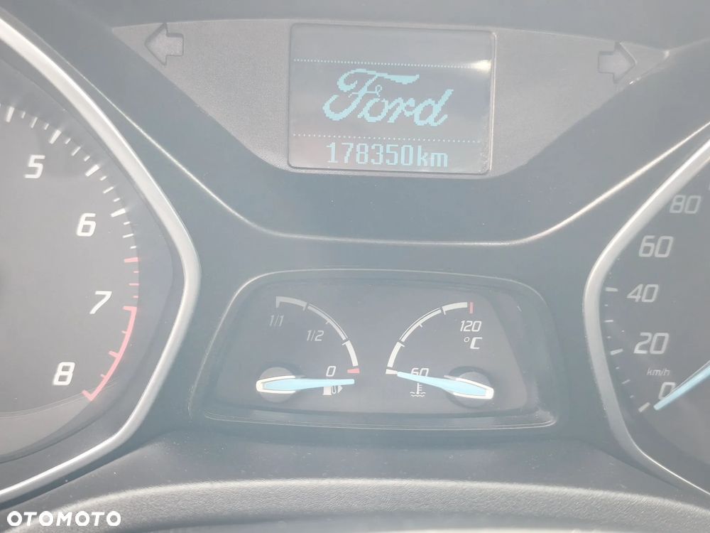 Ford Focus - 24