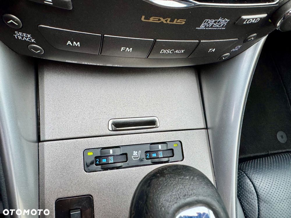 Lexus IS 250 Sport - 21