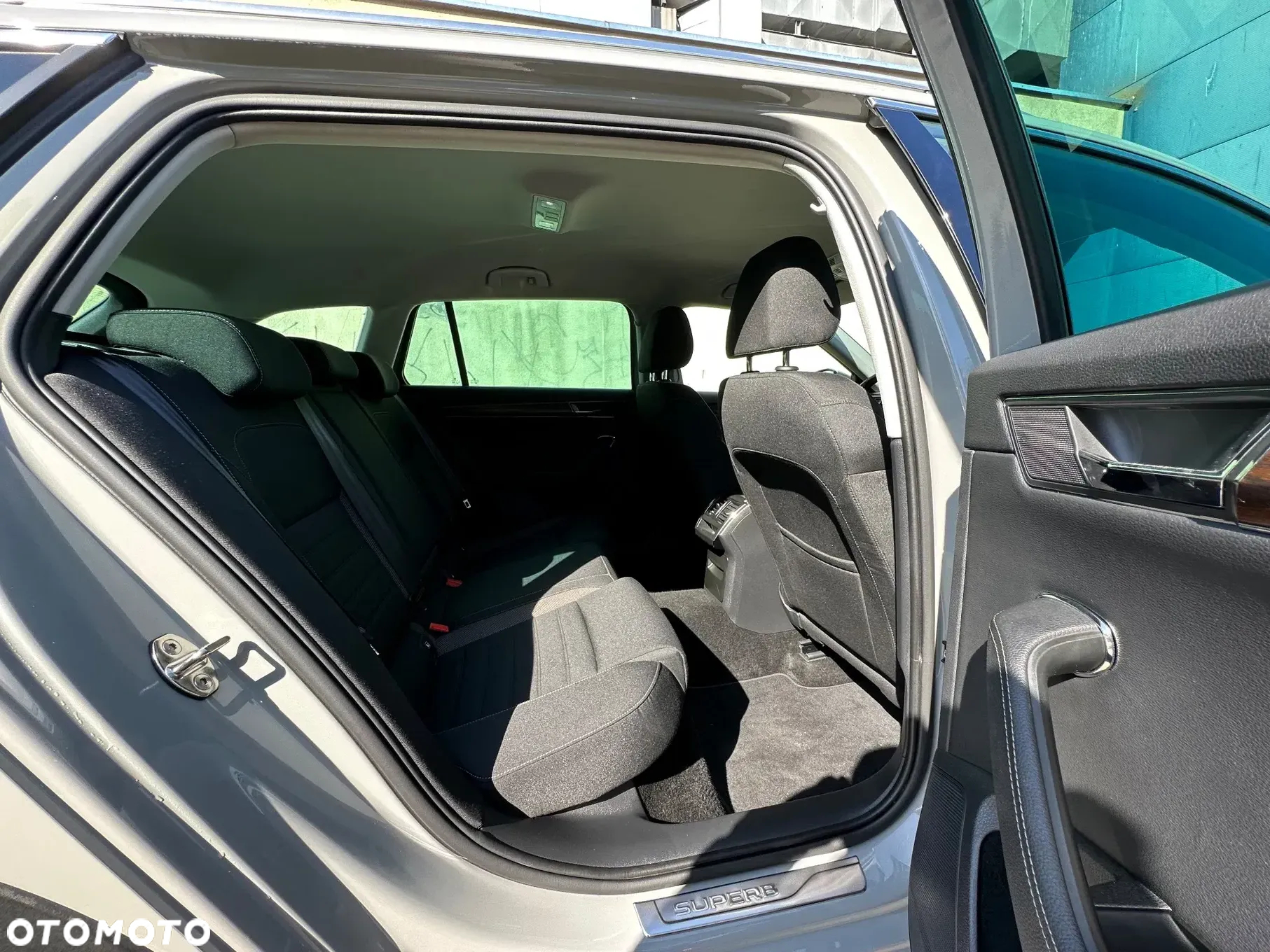 Skoda Superb Combi 2.0 TDI 4x4 DSG Scout - 21