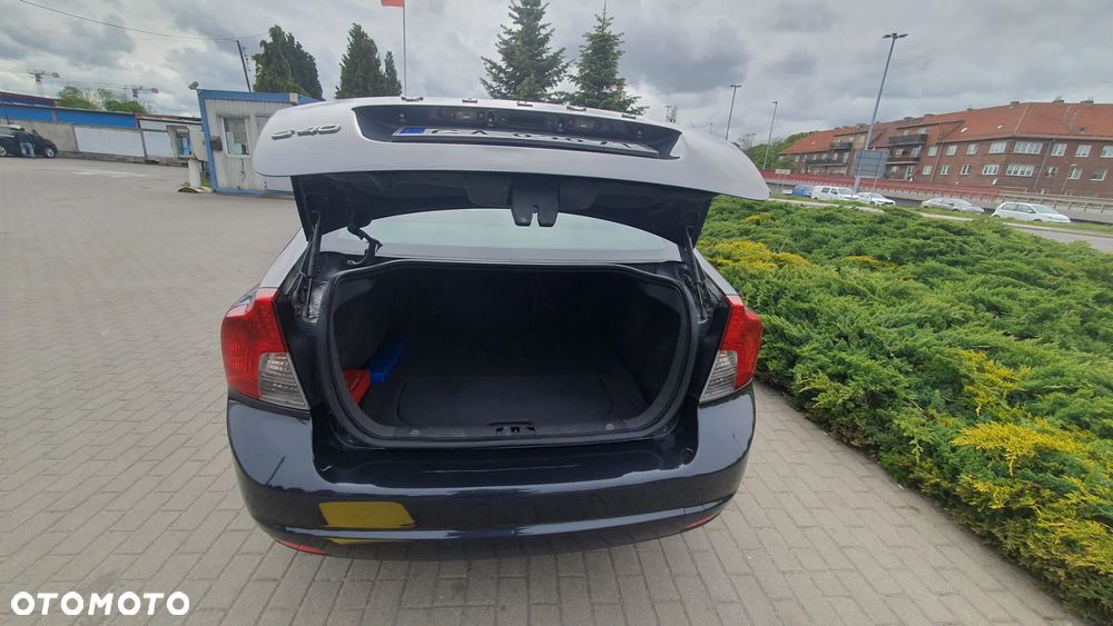 Volvo S40 2.0D Momentum - 9