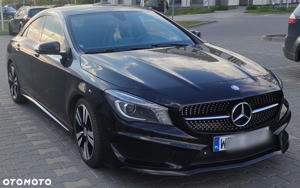 Mercedes-Benz CLA 200 7G-DCT AMG Line - 1