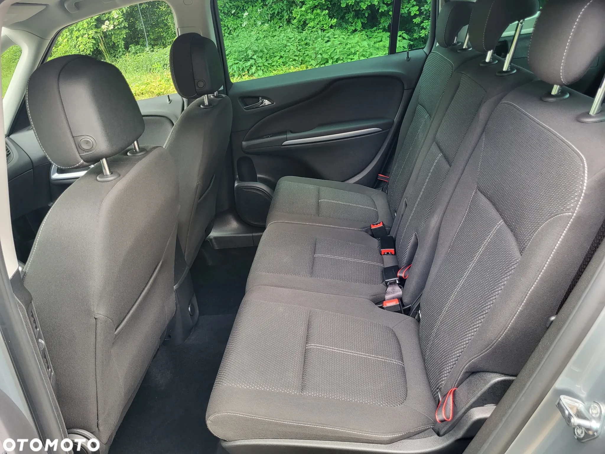 Opel Zafira Tourer 1.6 ECOTEC DIT ecoFLEX Start/Stop Active - 12