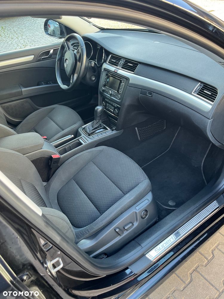 Skoda Superb 2.0 TDI Green tec DSG Active - 14