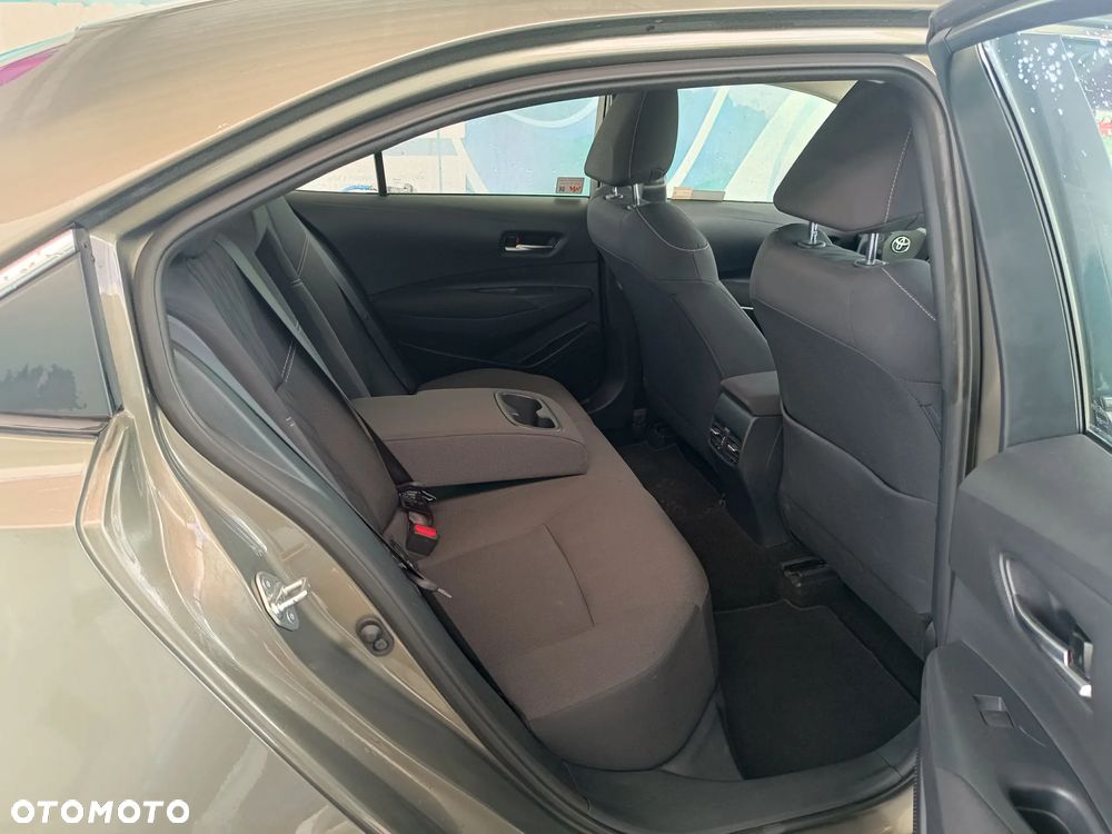 Toyota Corolla 1.5 Comfort - 36