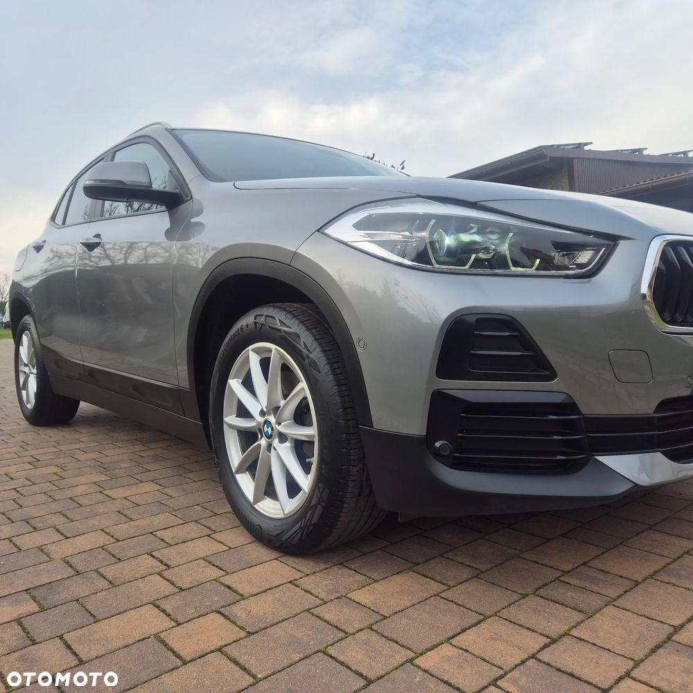 BMW X2 sDrive18i Advantage Plus - 18