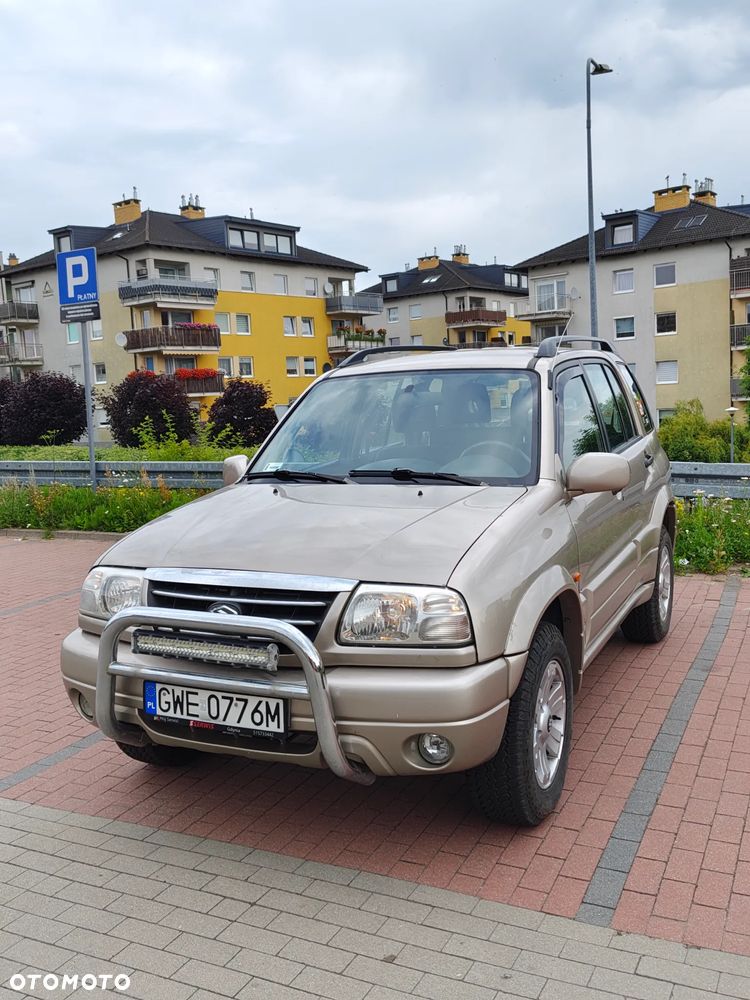Suzuki Grand Vitara 2.0 - 1