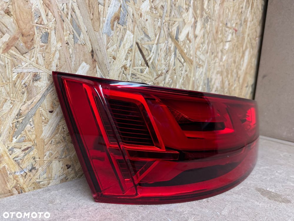 AUDI Q7 4M LAMPA LEWA TYLNA 4M0945093E MATRIX - 12