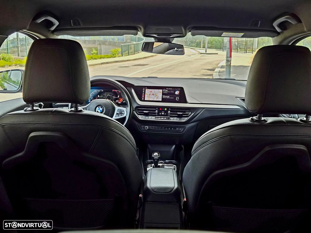 BMW 118 d Pack M Auto - 11