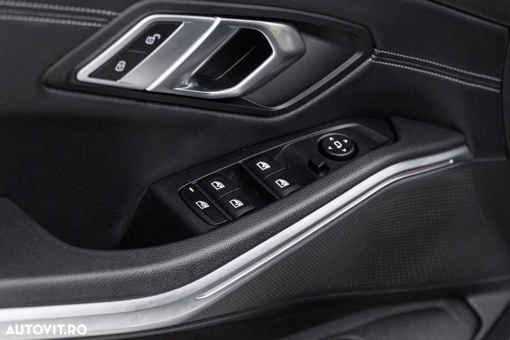 BMW Seria 3 316d Aut. Sport Line - 40